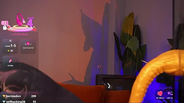 Snapshot of EvaCanton chatting on 03/11/26, 02:06 EvaCanton online show from 03/11/26, 02:06