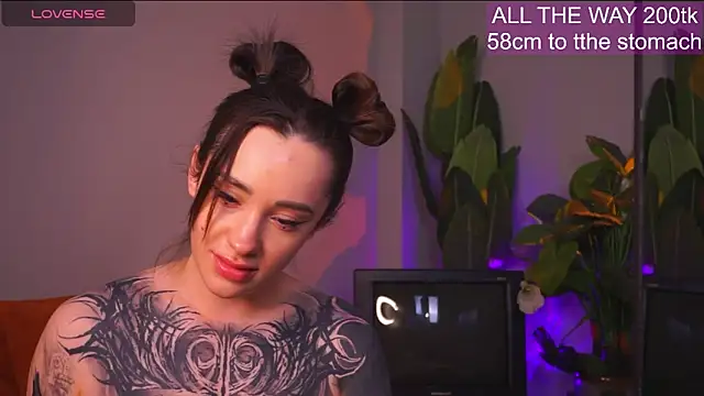 EvaCanton online show from 04/27/26, 01:58