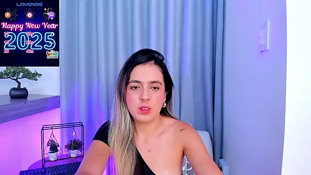 Lucyortiz  online show from 01/12/25, 11:17