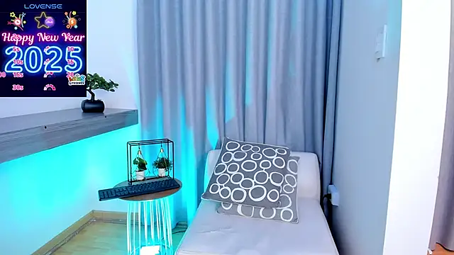 Lucyortiz  online show from 01/19/25, 12:39