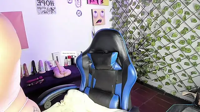 Amy hoy69 online show from 03/01/26, 02:13