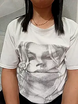 Asian girl13 online show from 03/04/26, 01:00