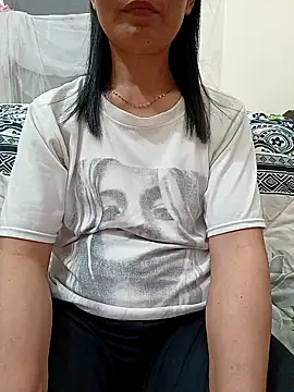 Asian girl13 online show from 04/05/26, 10:23