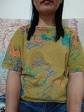Asian girl13 online show from 05/20/26, 11:00