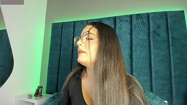 IsabellaGrey19 online show from 11/30/25, 07:29