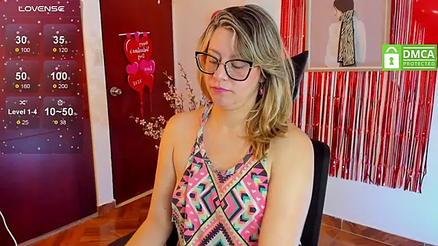 Chanelll Taylorr  online show from 02/19/25, 04:22