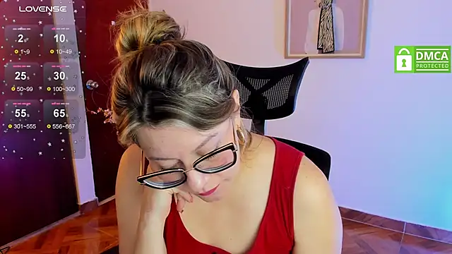 Chanelll Taylorr  online show from 02/26/25, 03:52