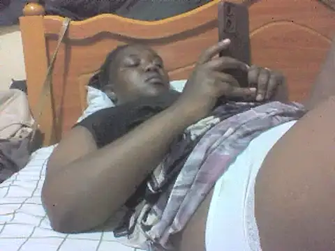 Snapshot of Pretty_kellyn chatting on 01/29/25, 10:16 Pretty kellyn online show from 01/29/25, 10:16