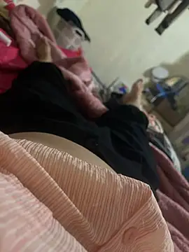 Milk Mom99 online show from 12/06/24, 08:37