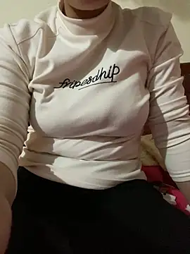 Milk Mom99 online show from 12/19/24, 05:51