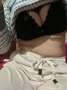 Milk Mom99 online show from 12/21/24, 02:19