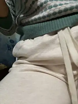 Milk Mom99 online show from 12/21/24, 05:47