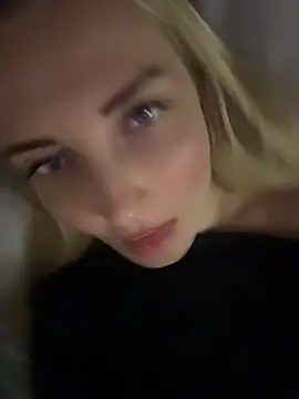 Snapshot of Aleksandrakis chatting on 05/30/26, 08:06 Aleksandrakis online show from 05/30/26, 08:06