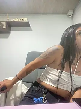 luna asss online show from 02/03/25, 07:31