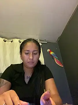 Snapshot of luna_asss chatting on 05/05/26, 01:02 luna asss online show from 05/05/26, 01:02