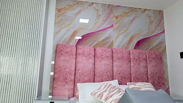 kendal rossi online show from 02/13/26, 12:01