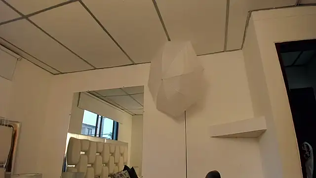 Snapshot of Naomi-Haruno chatting on 02/06/25, 11:43 Naomi-Haruno online show from 02/06/25, 11:43