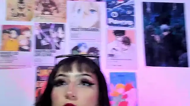 Snapshot of Naomi-Haruno chatting on 09/26/25, 02:04 Naomi-Haruno online show from 09/26/25, 02:04