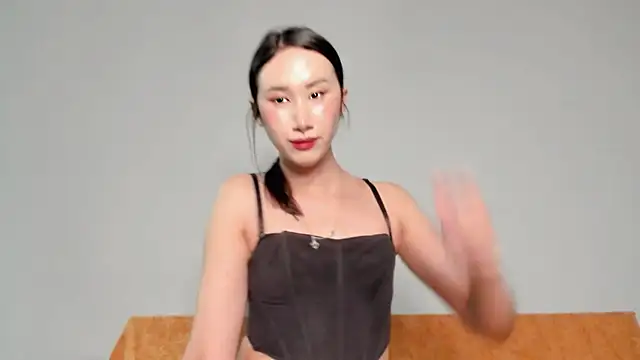 asian kiya online show from 11/13/25, 10:19