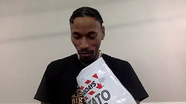 KingDerRico online show from 12/23/25, 03:37