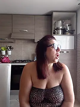 carolyne2023 online show from 11/05/25, 08:25