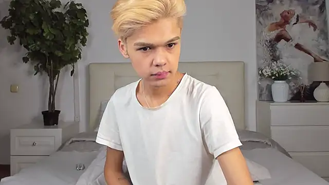 Felix Rey online show from 02/09/25, 07:09