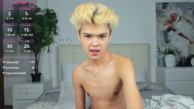 Felix Rey online show from 03/07/25, 10:43