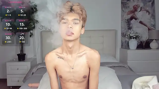 Felix Rey online show from 10/08/25, 05:32