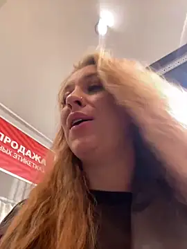 Snapshot of Sweet___Emily chatting on 12/24/24, 03:37 Sweet   Emily online show from 12/24/24, 03:37