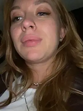 Snapshot of Sweet___Emily chatting on 12/28/24, 07:54 Sweet   Emily online show from 12/28/24, 07:54