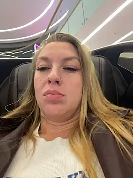 Sweet   Emily online show from 11/12/25, 04:40