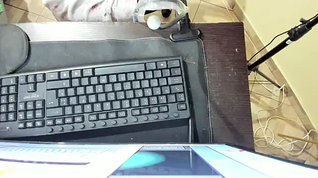 Amy Walker online show from 04/24/26, 06:54