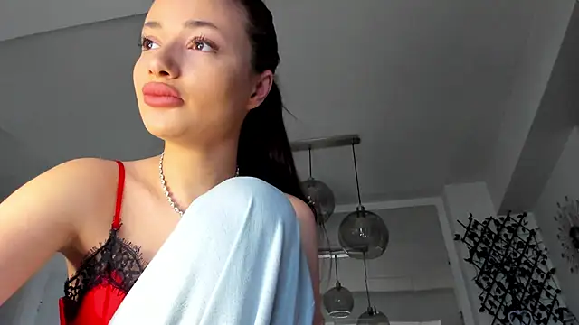 IreneVON online show from 03/18/25, 05:52