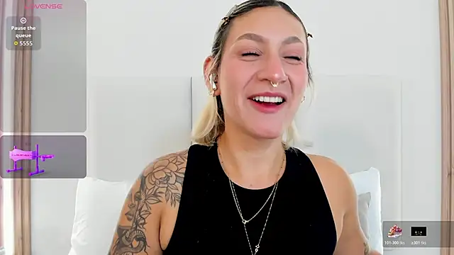 Emily robertss online show from 02/02/26, 07:23