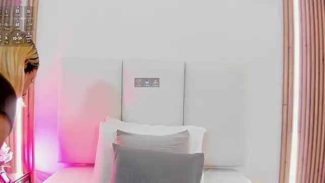 Emily robertss online show from 03/17/26, 07:17