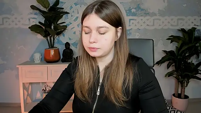 FioraMarmoris online show from 11/23/25, 05:18