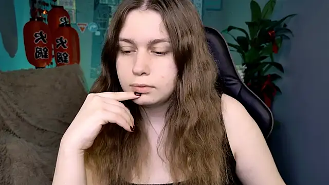 FioraMarmoris online show from 07/04/26, 05:24