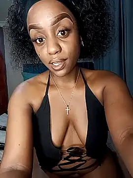 Queen-Chocolate online show from 09/14/25, 10:53