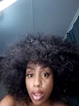 Queen-Chocolate online show from 03/08/26, 02:04