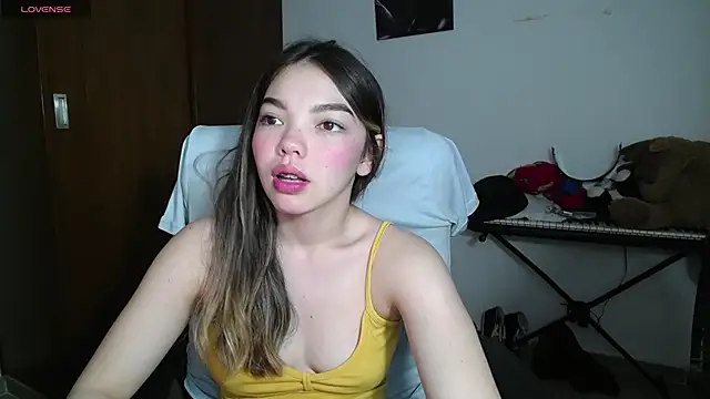 venelope1 online show from 02/17/25, 01:47