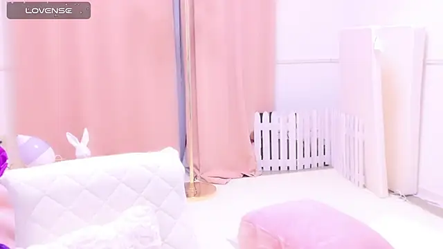 maii- online show from 02/28/25, 06:41