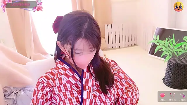 maii- online show from 03/17/25, 10:49