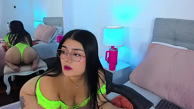 Snapshot of Samantha__Vega chatting on 07/14/26, 08:36 Samantha Vega online show from 07/14/26, 08:36