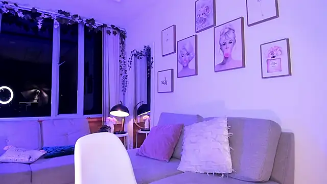 Bella ev online show from 02/05/26, 05:01