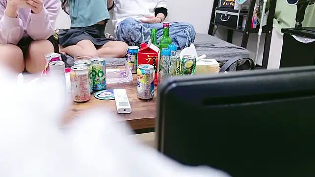 Snapshot of HaruruHappy chatting on 01/28/25, 05:03 HaruruHappy online show from 01/28/25, 05:03