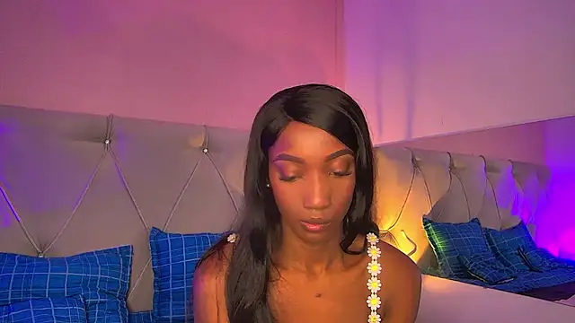 FiorelaLenin online show from 10/18/25, 01:56