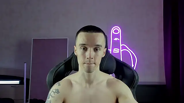 MasonWarholl online show from 12/19/24, 09:06