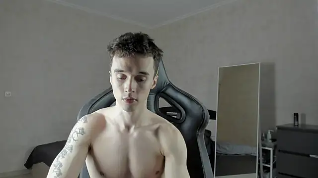 MasonWarholl online show from 03/18/25, 05:20