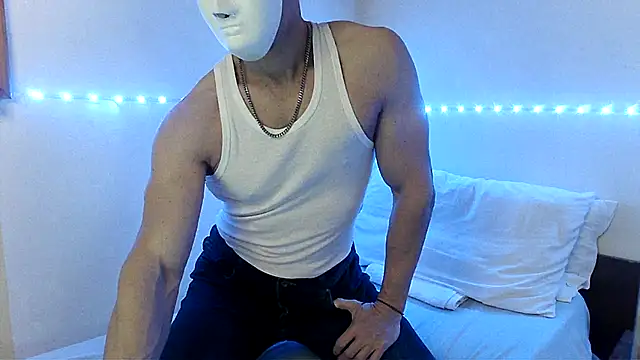 Snapshot of Alexx_Fit023 chatting on 12/25/24, 09:22 Alexx Fit023 online show from 12/25/24, 09:22