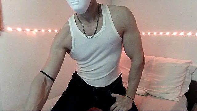 Snapshot of Alexx_Fit023 chatting on 01/11/25, 02:58 Alexx Fit023 online show from 01/11/25, 02:58